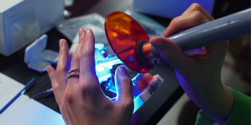 Taller hands-on con tipodonto y fotocurado
