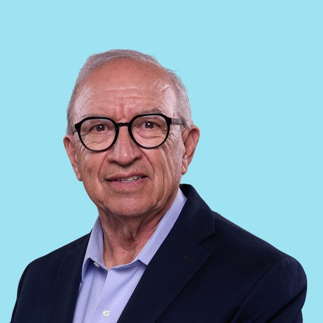 Dr. Roberto Carrillo Gonzalez